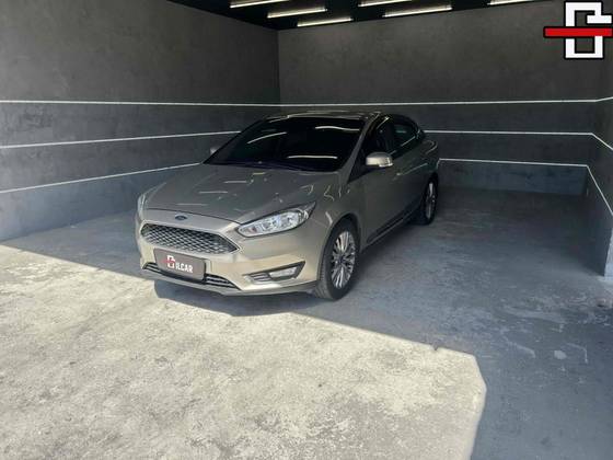 FORD FOCUS 2.0 SE PLUS 16V FLEX 4P POWERSHIFT FORD FOCUS 2.0 SE PLUS 16V FLEX 4P POWERSHIFT